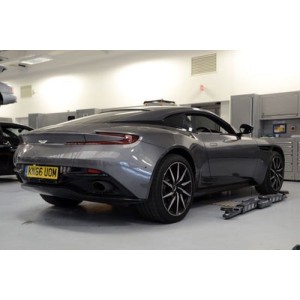 Sportauspuffanlage mit Sound Architect™ Aston Martin DB11 V12 Titan 2016 auf Quicksilver